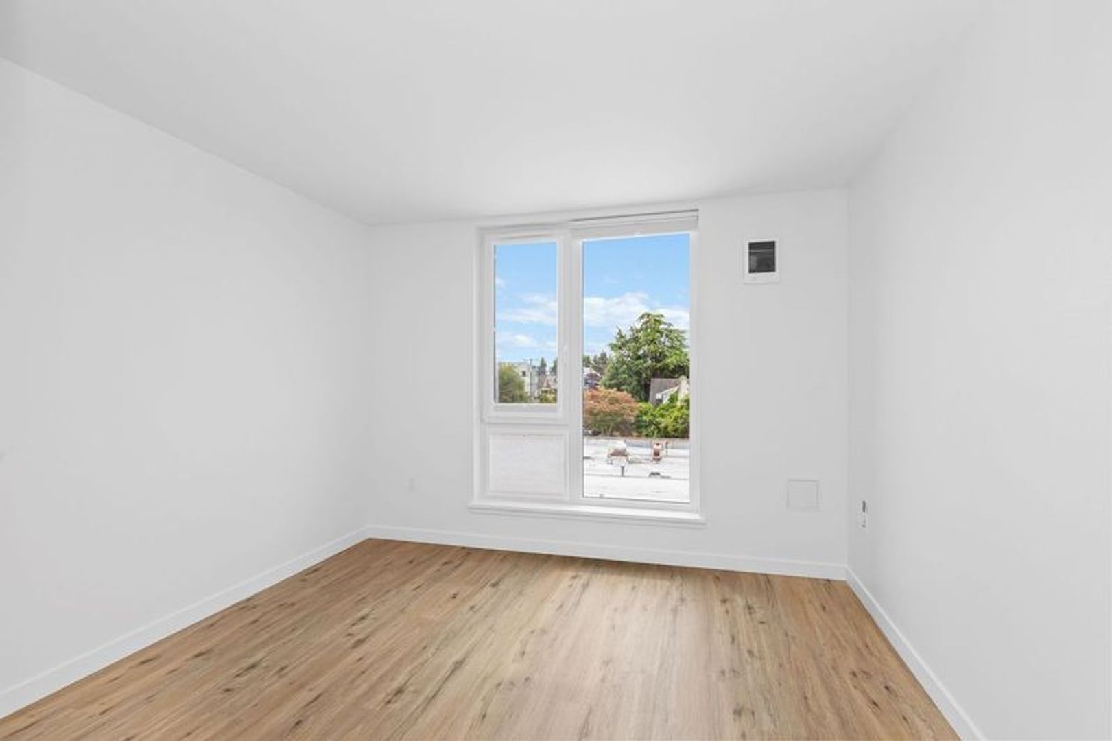 Seattle Apartment: 4417 Wallingford Ave N.