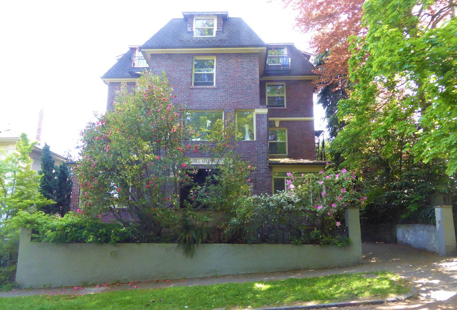 Seattle Apartment: 1425 E Prospect St