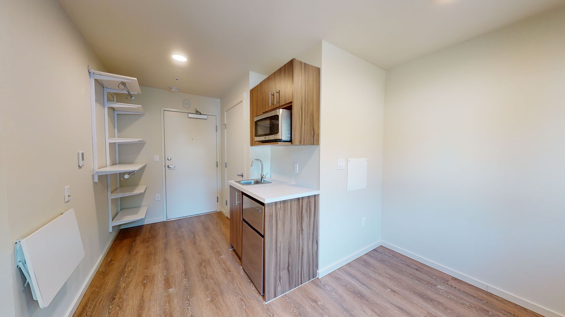 Kirkland Apartment: 330 4th ST