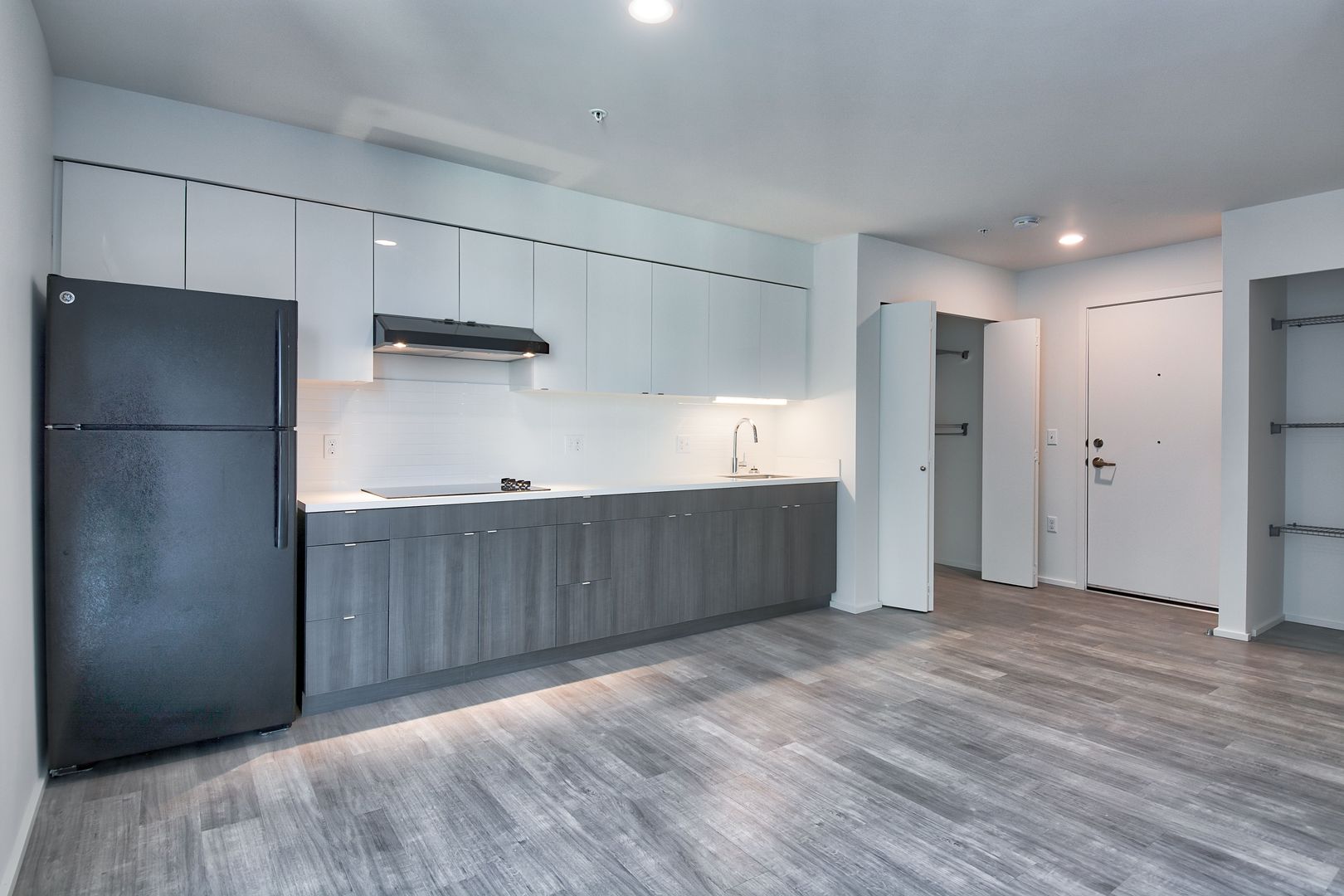 Seattle Apartment: 1404 Boylston Ave.