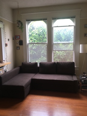 MONTH TO MONTH LEASE. Classic Fremont One Bedroom Apartment! Covered Patio, Hardwood Floors, Gas Cooking, Great Location! – photo 1