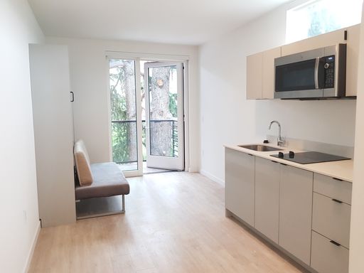 Corner Studio in Eastlake with Balcony - Income Restricted - ALL Utilities Included! 1 Month Free! – photo 1