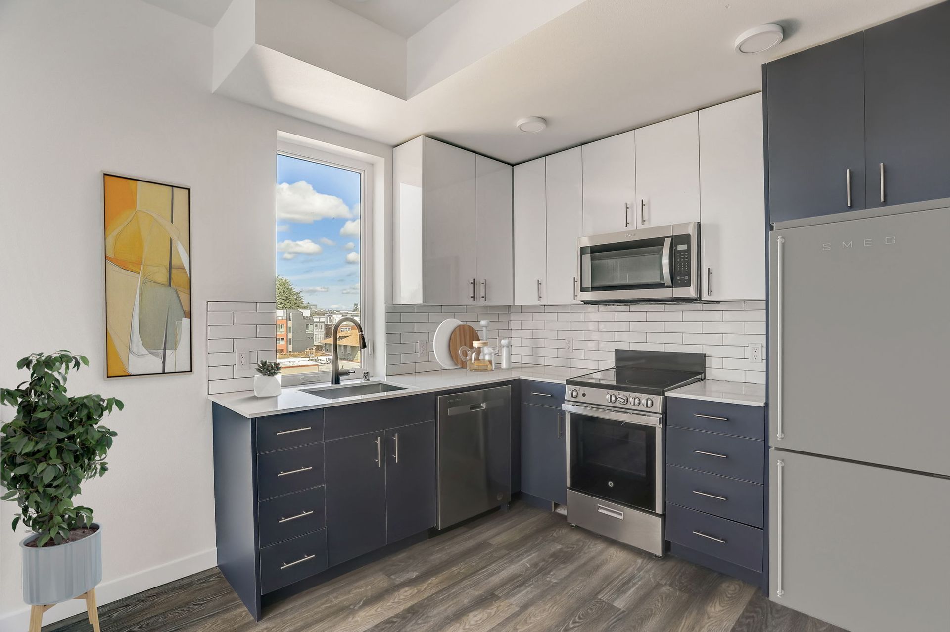 Seattle Apartment: 4316 Fremont Ave N