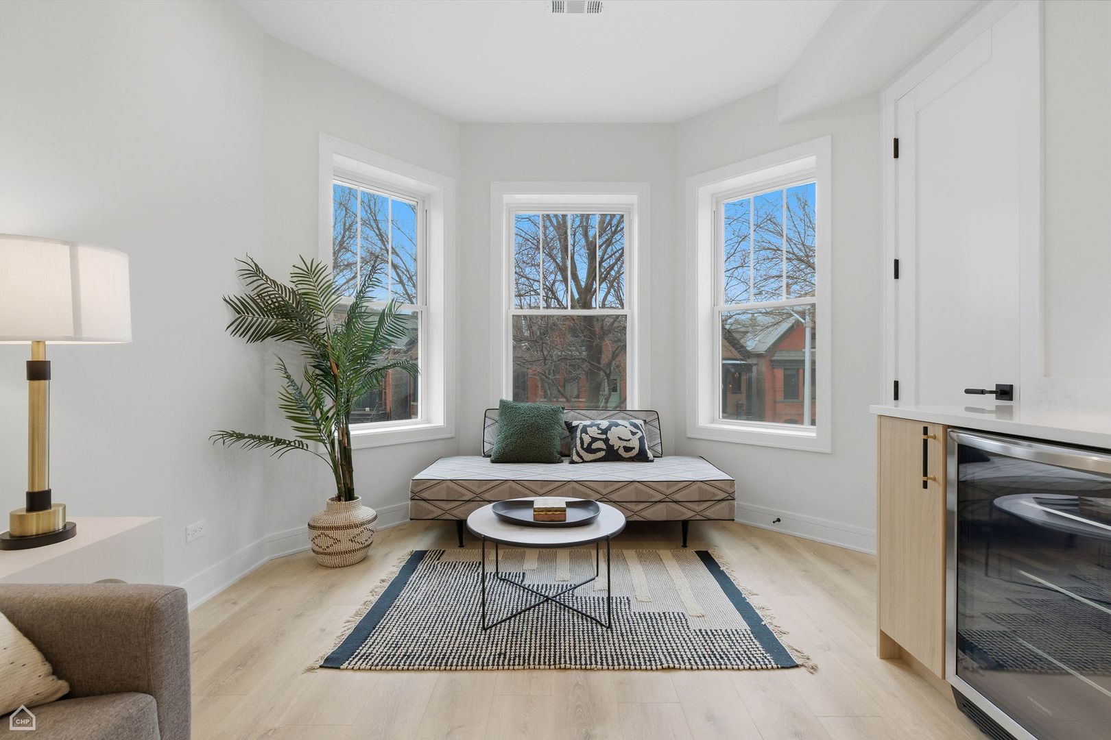 Chicago Apartment: 2126 W Thomas Street