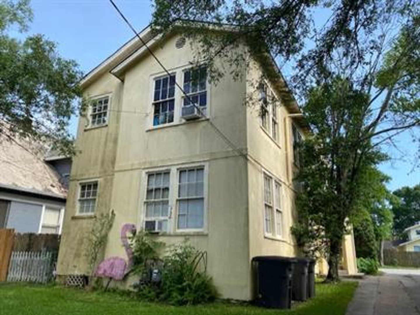 Baton Rouge House: 730 Spanish Town Road #3
