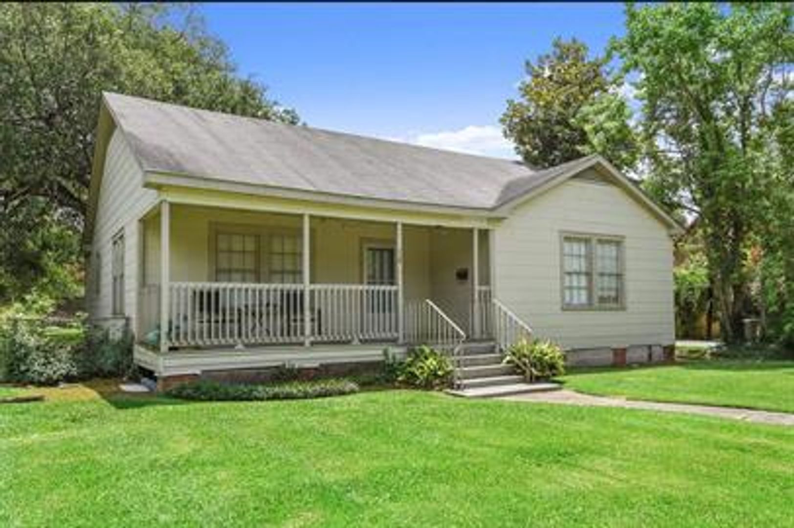 Baton Rouge House: 239 West Drive