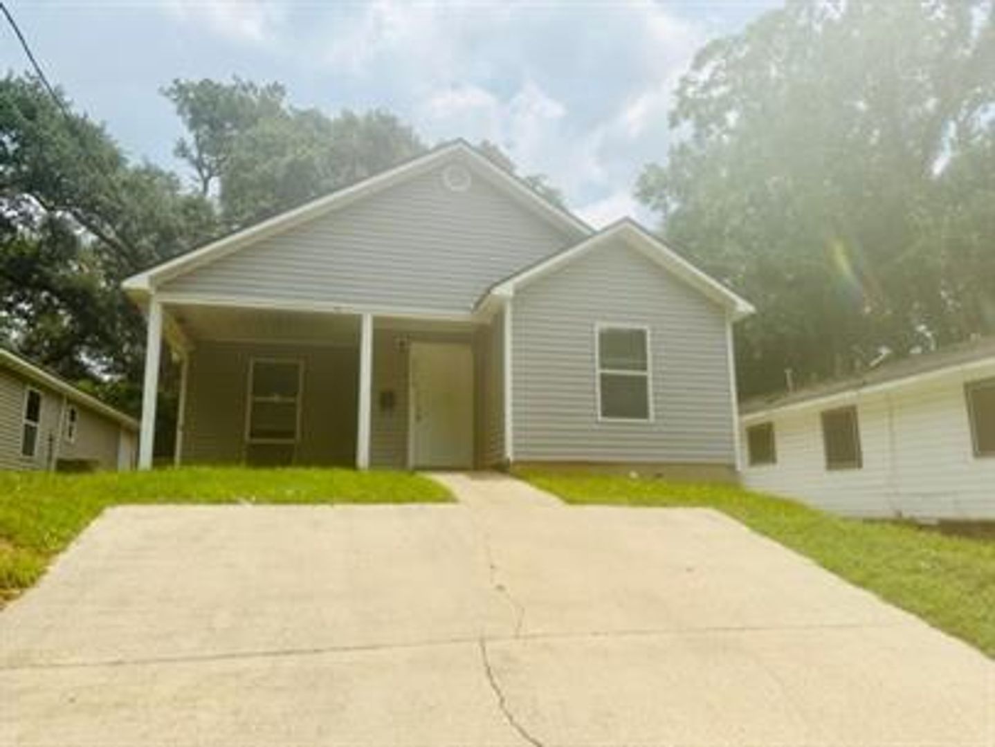 Baton Rouge House: 2273 Carolina Street
