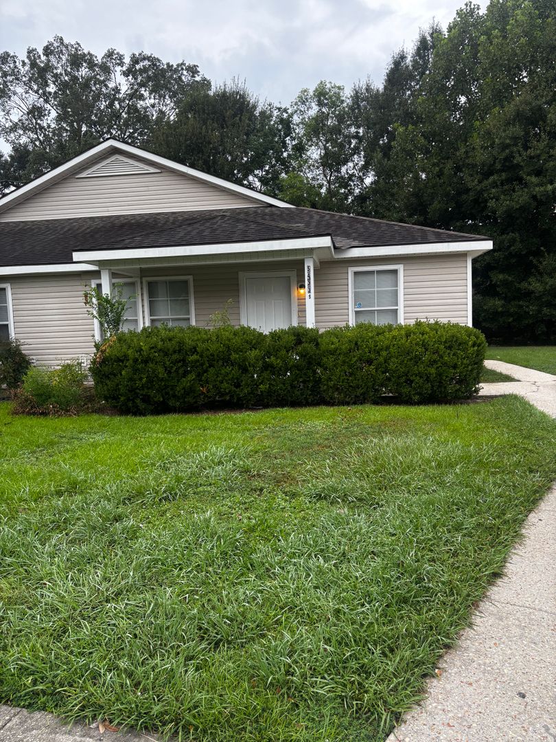 Baton Rouge House: 5433B Banyan Trace Drive