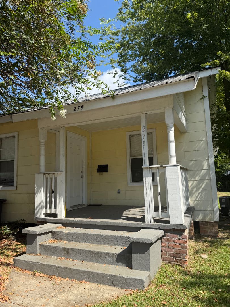 Baton Rouge House: 278 West Garfield Street