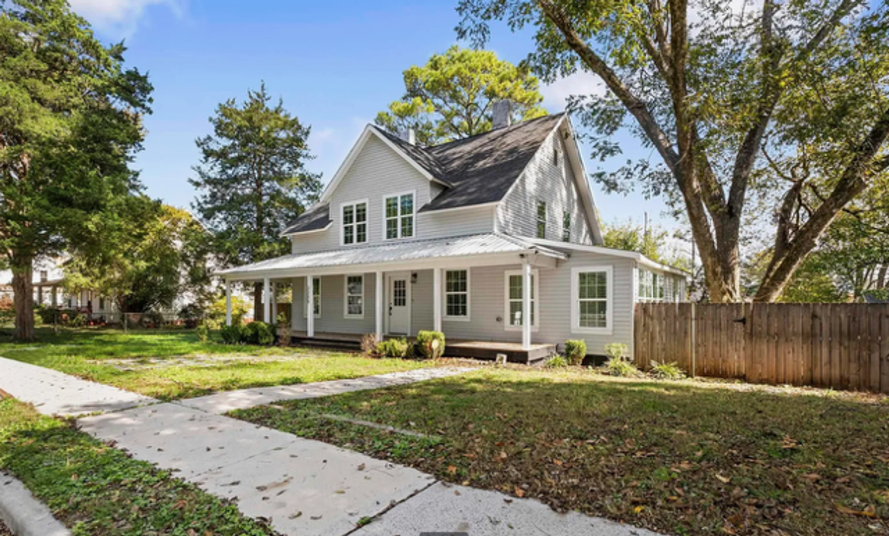 Huntsville House: 3305 Bradley St SW
