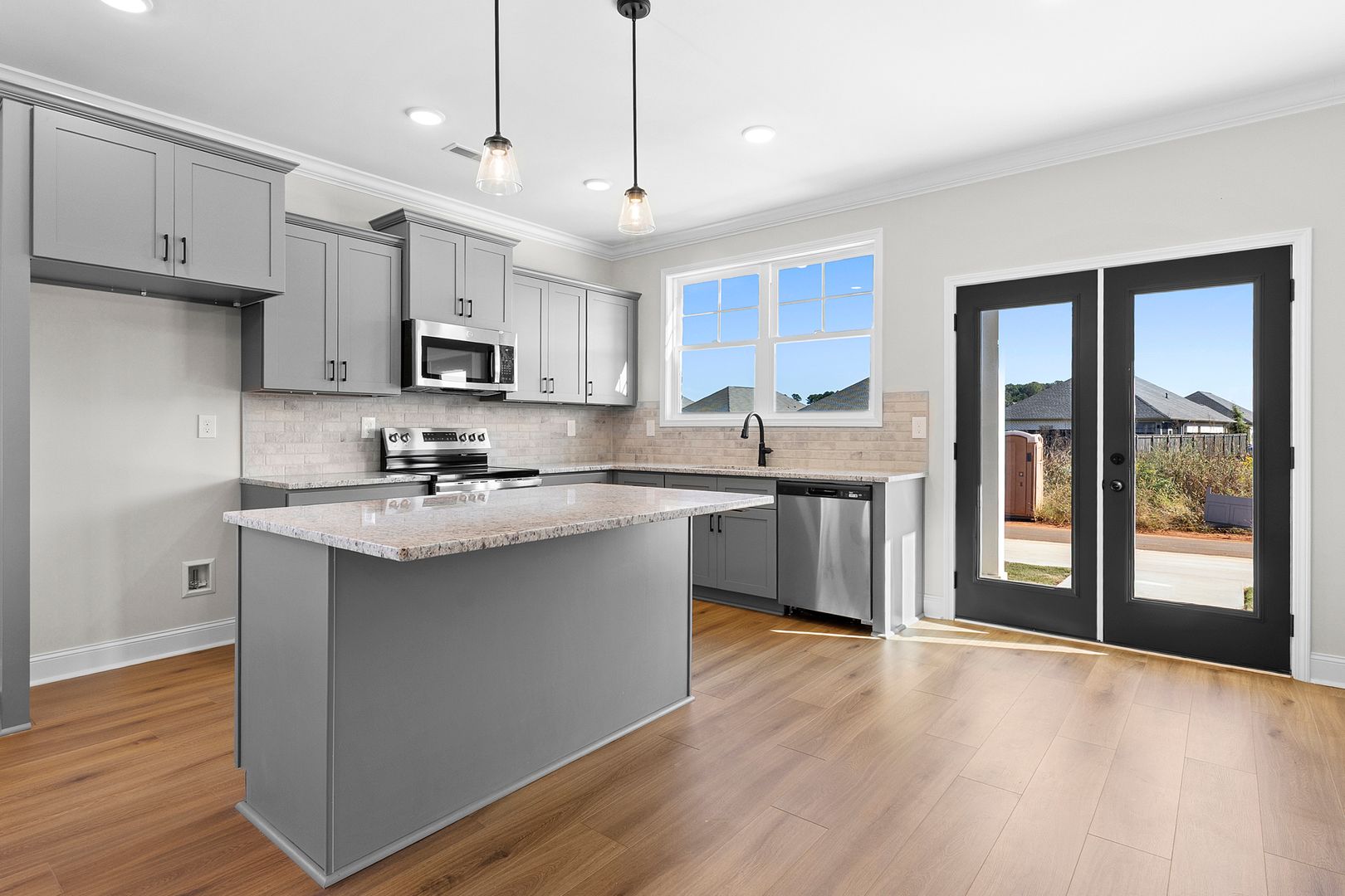 Hazel Green House: 241 Susan Lynn Drive