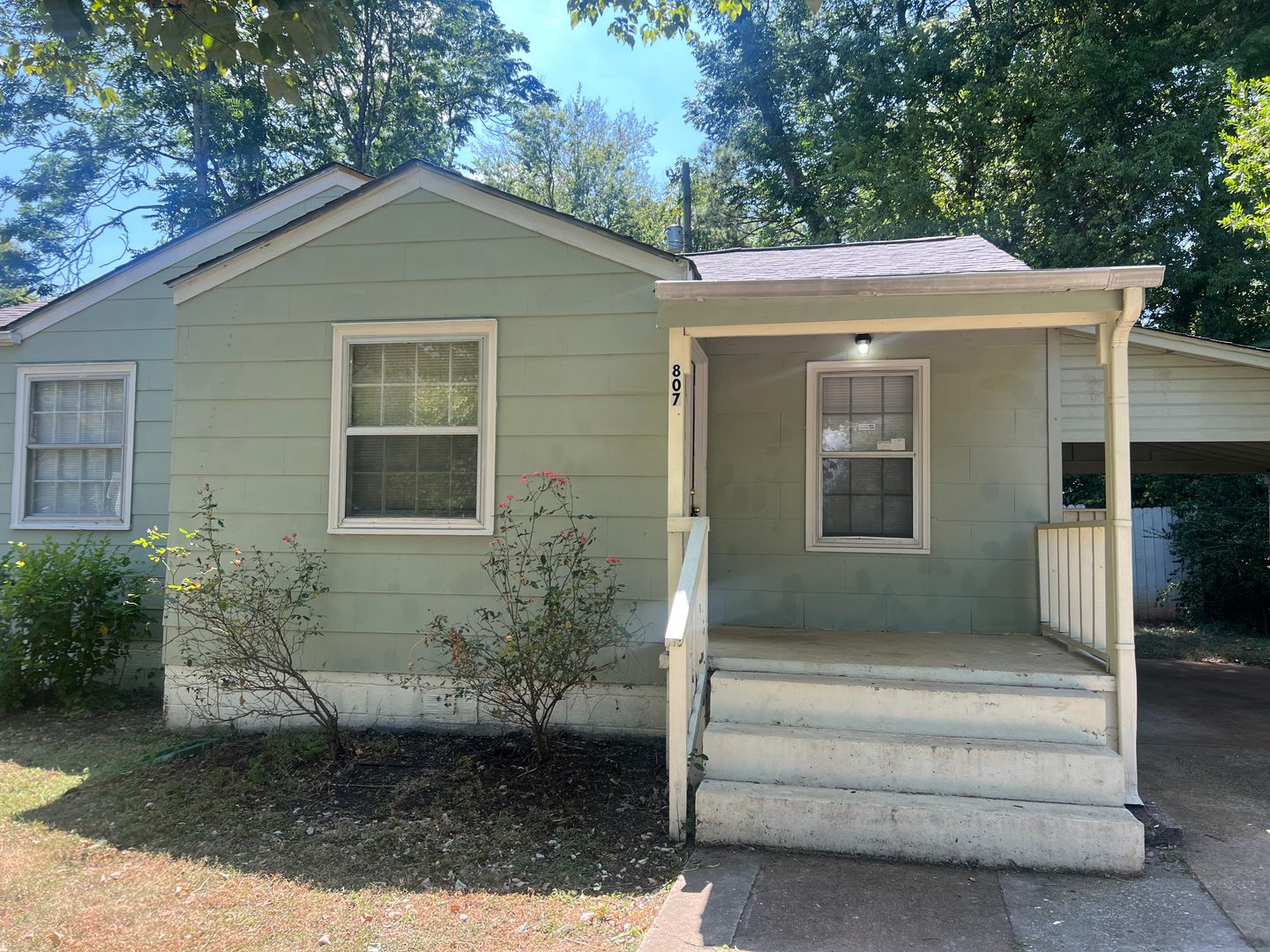 Huntsville House: 807 Fairway Drive