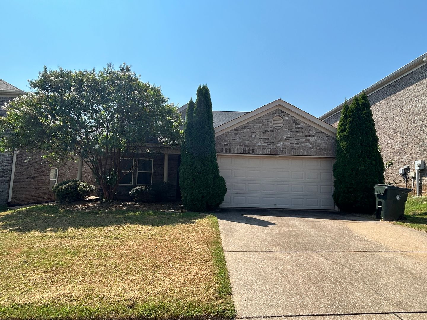 Madison House: 222 Harold Murphy Drive