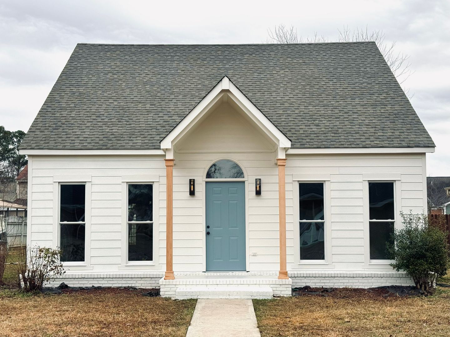 Decatur House: 1812 Kathy Lane Ct SW