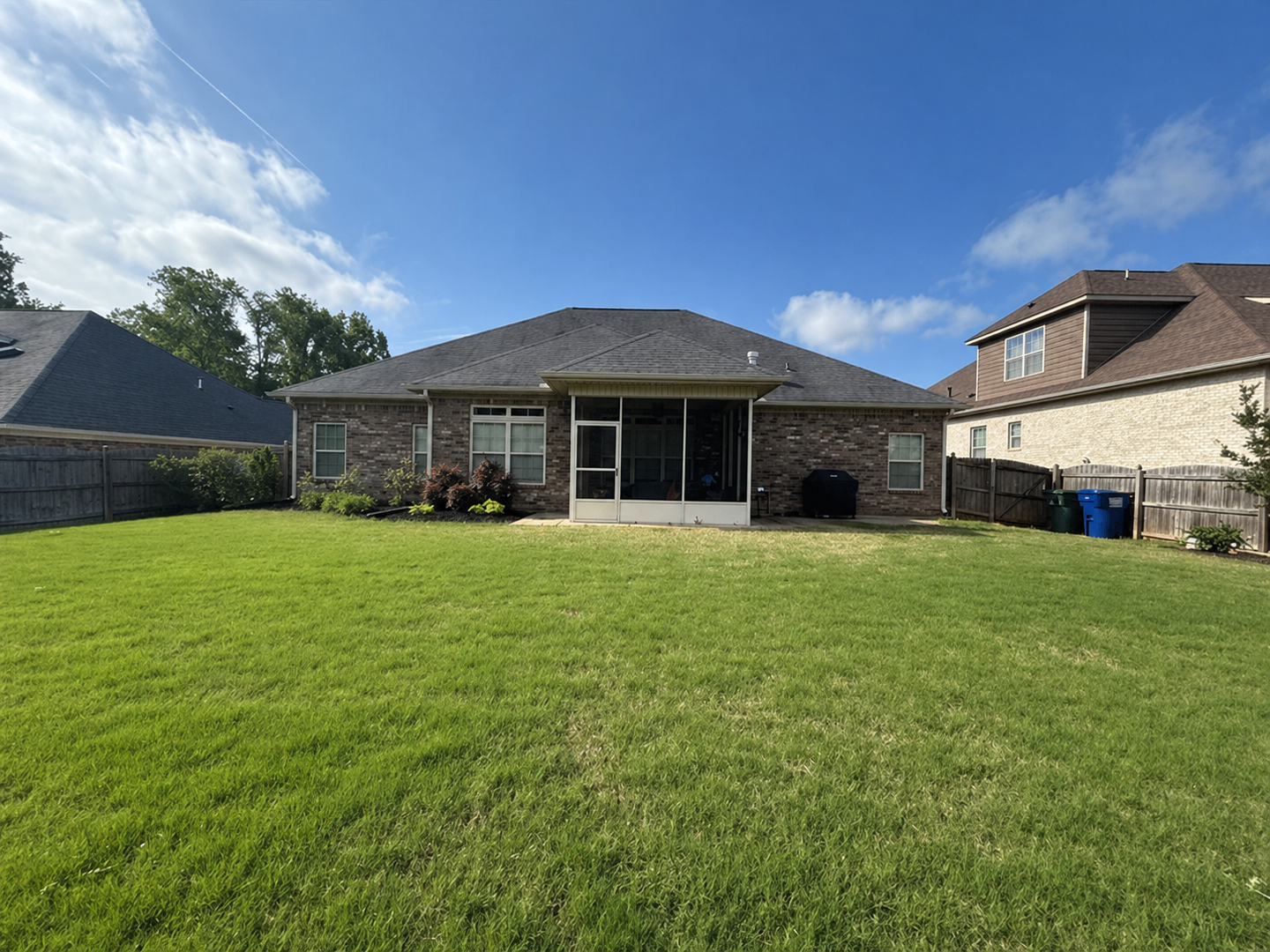 Madison House: 502 Creek Bed Cir NW