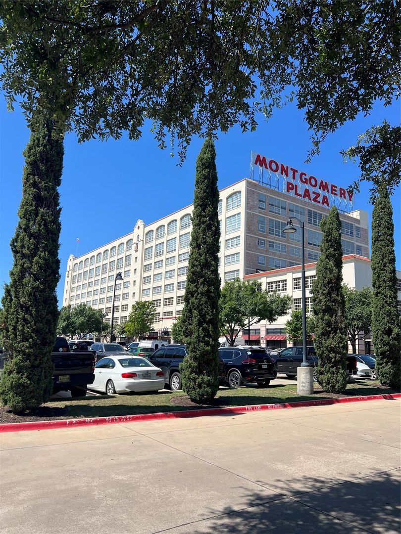 Fort Worth Condo: 2600 W. 7th St.