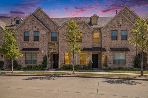 Convenience, Style, and Location - Windhaven Crossings Townhome – photo 1