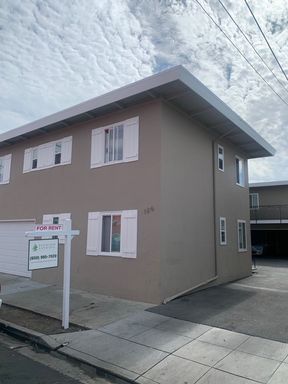 Jr 1BR/1BA Unit Available in Redwood City