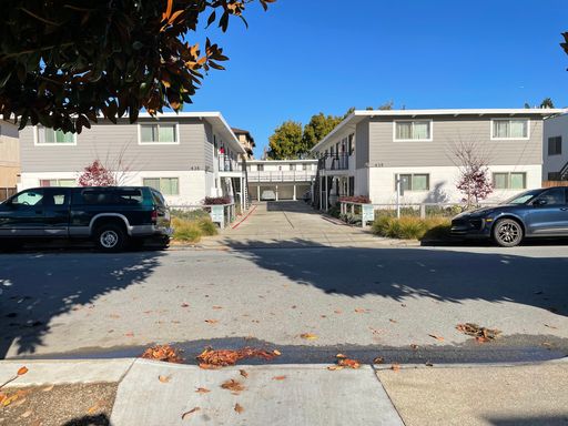 Spacious 2BR/1BA Unit on San Carlos
