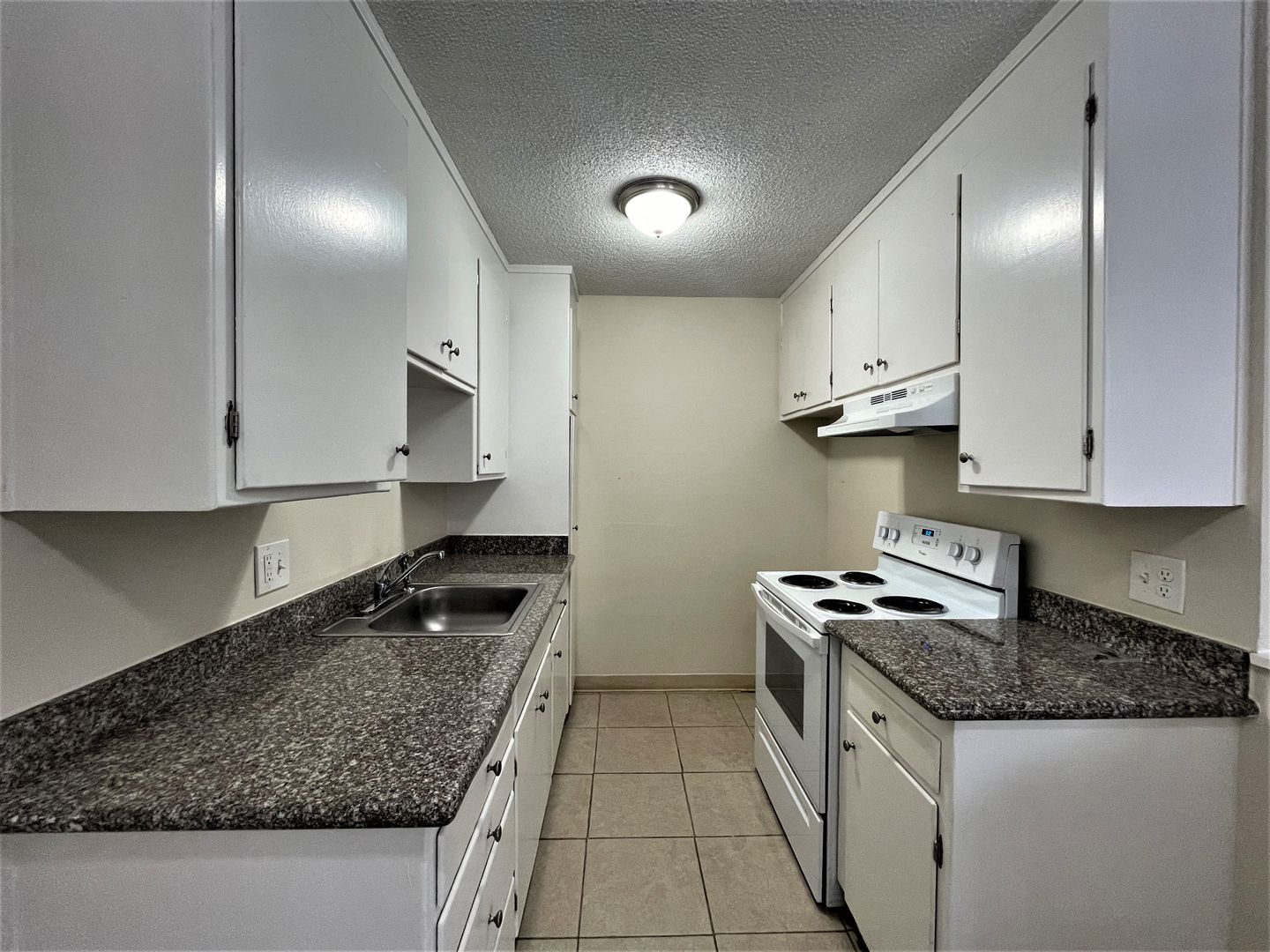 Stockton Apartment: 443-531 Glendora Ave