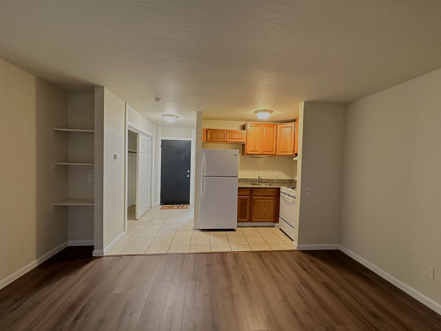 Stockton Apartment: 322 W. Park Street