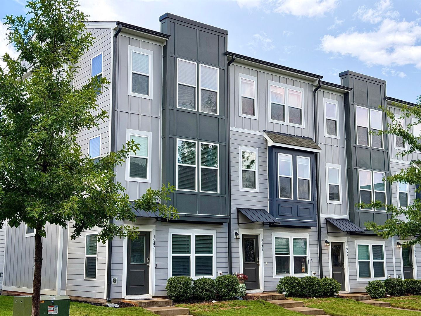 Raleigh Townhome: 1947 Robin Hill Ln,