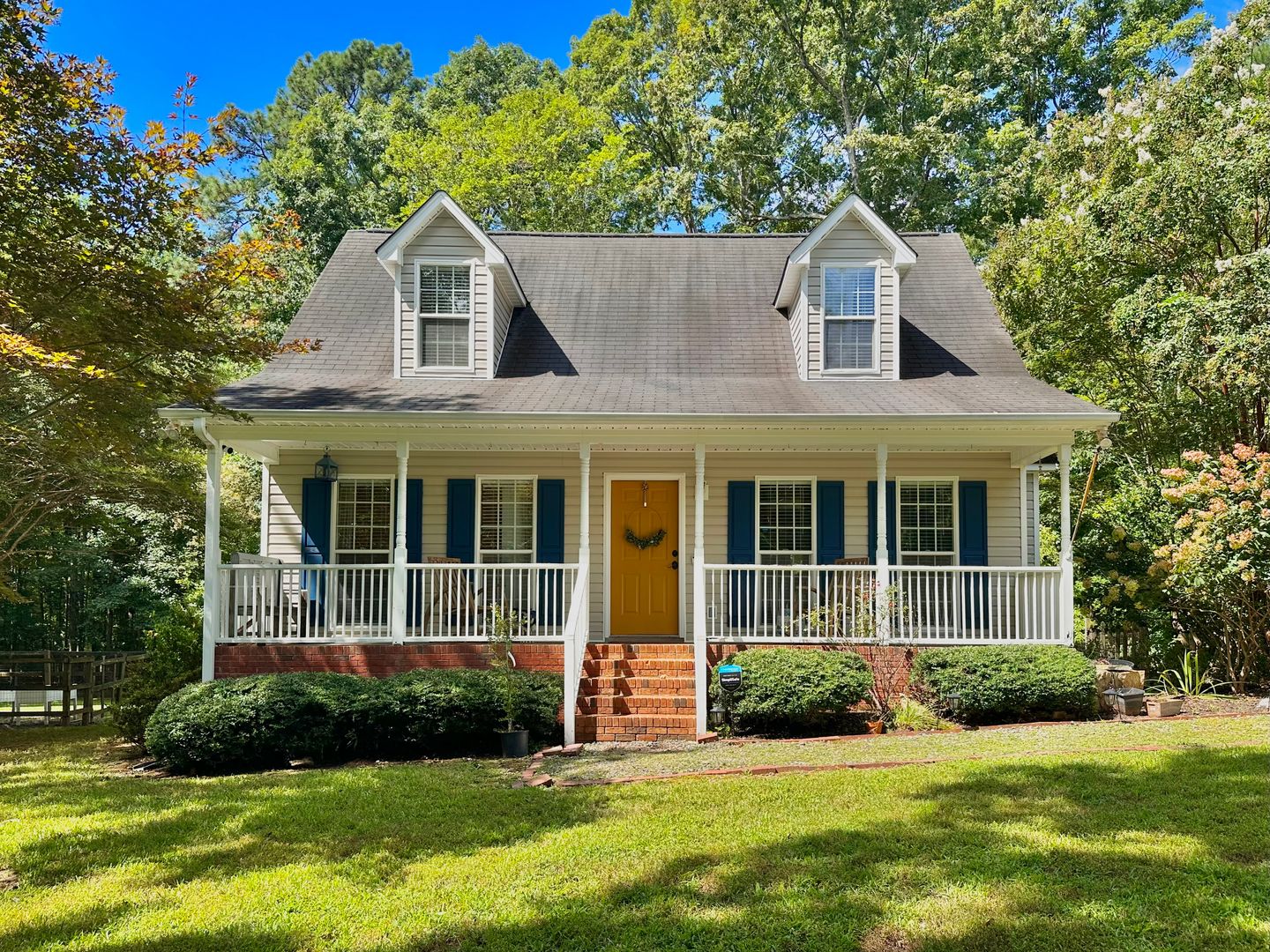 Hillsborough House: 2105 Old State Highway 10