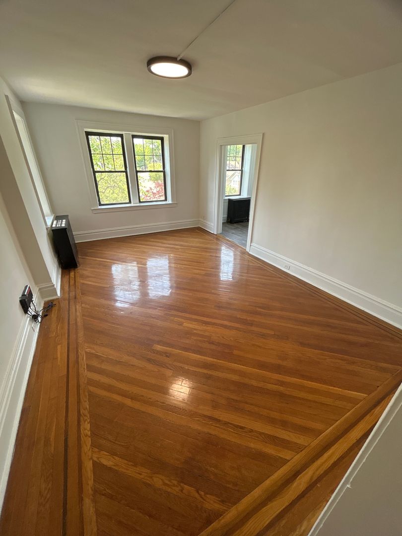 Nutley Apartment: 304 Hillside Ave