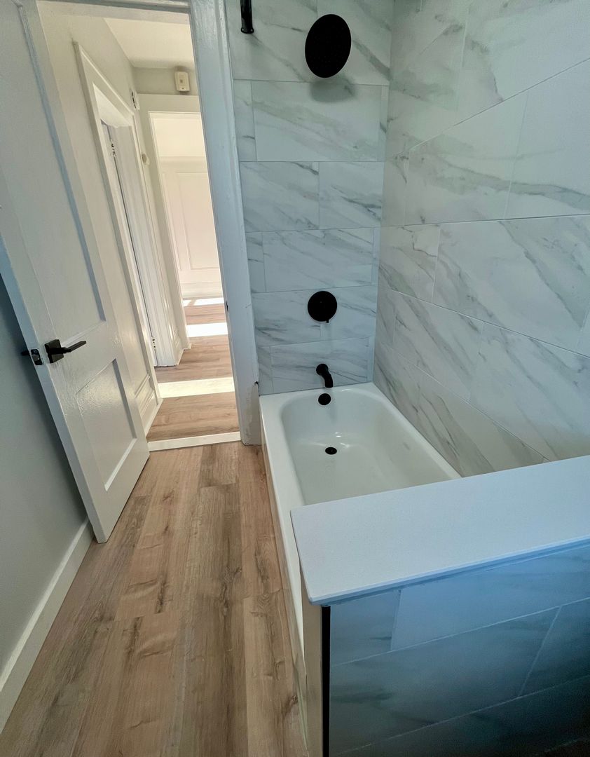 Leonia Apartment: 300 Elm Pl