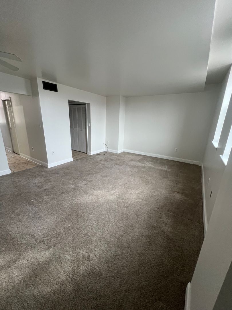 Easton Apartment: 109 N 3rd St