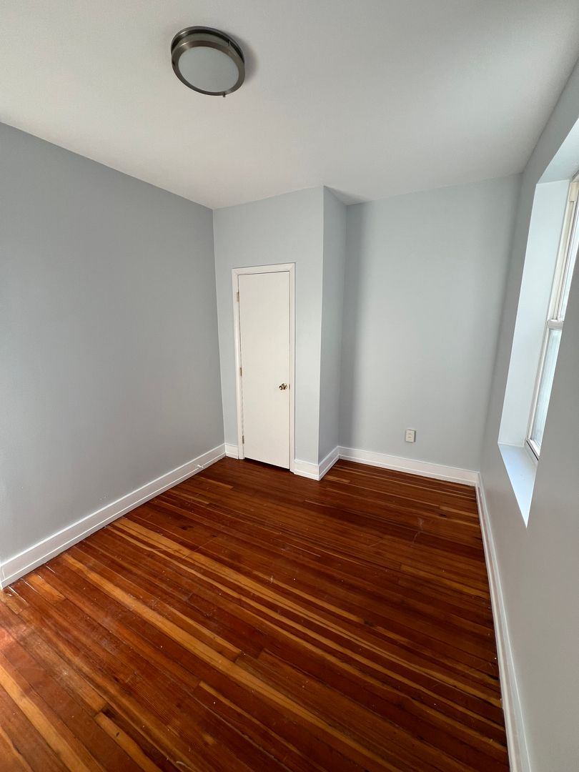 Easton Apartment: 77-83 N 4th St
