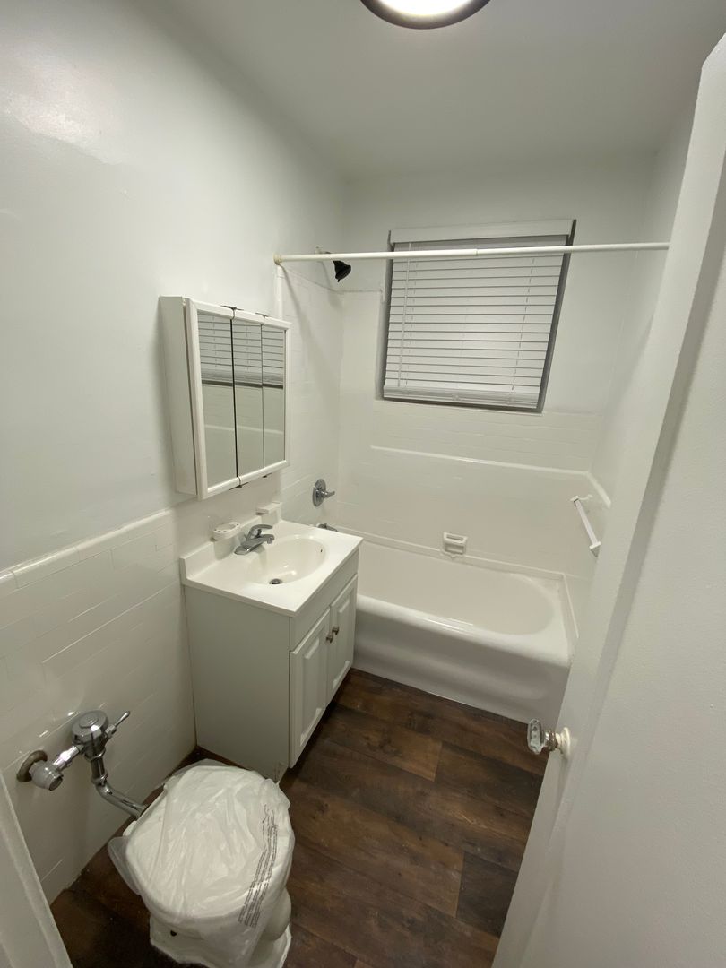 Nutley Apartment: 304 Hillside Ave