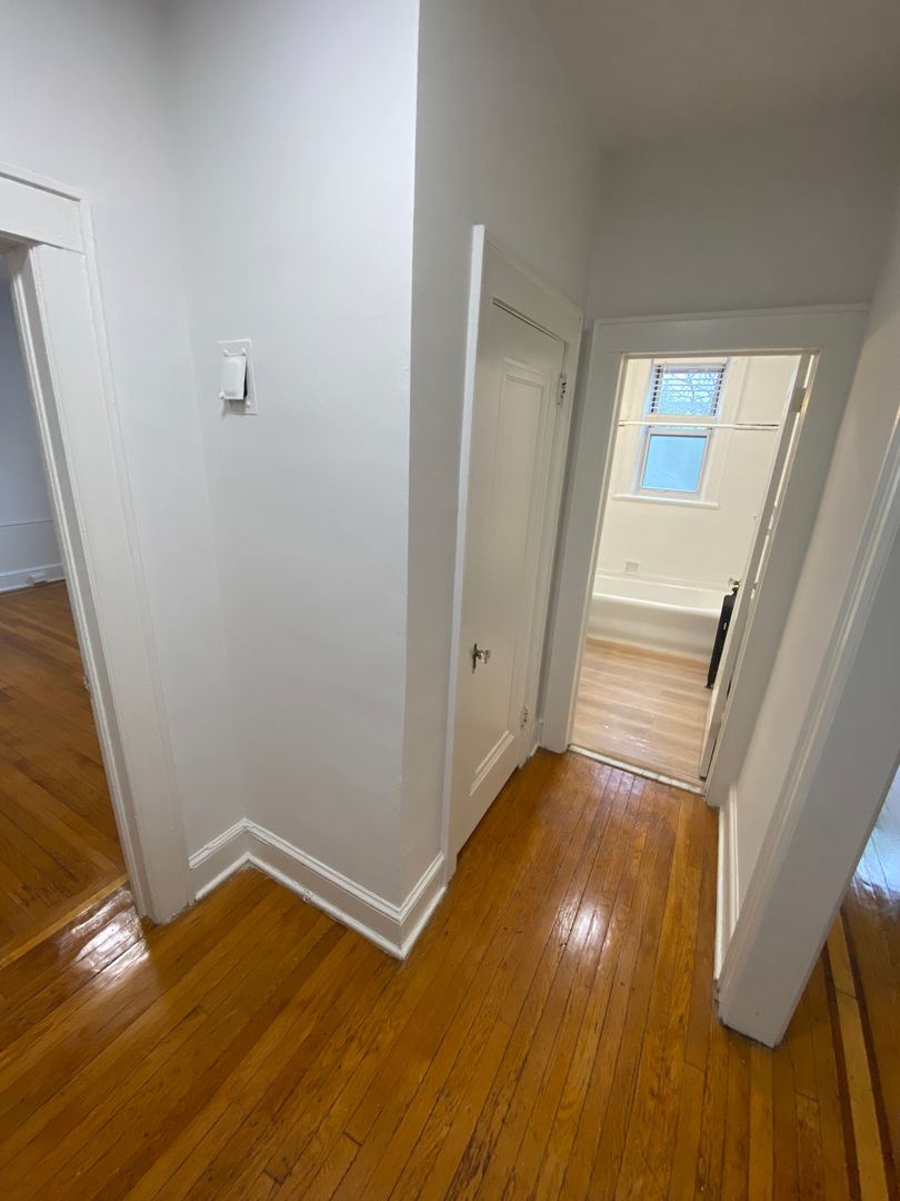 Rutherford Apartment: 154 Union Ave