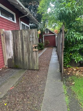 MOVE IN SPECIAL!!! FIRST MONTH RENT FREE!!! 511 A Street – Private Business Studio