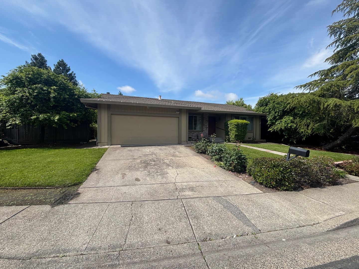 Santa Rosa House: 5365 Arnica Way
