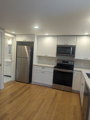 Charming 1-Bedroom, 1-Bath Granny Unit in Santa Rosa’s Railroad Square Neighborhood – Utilities Included – photo 1