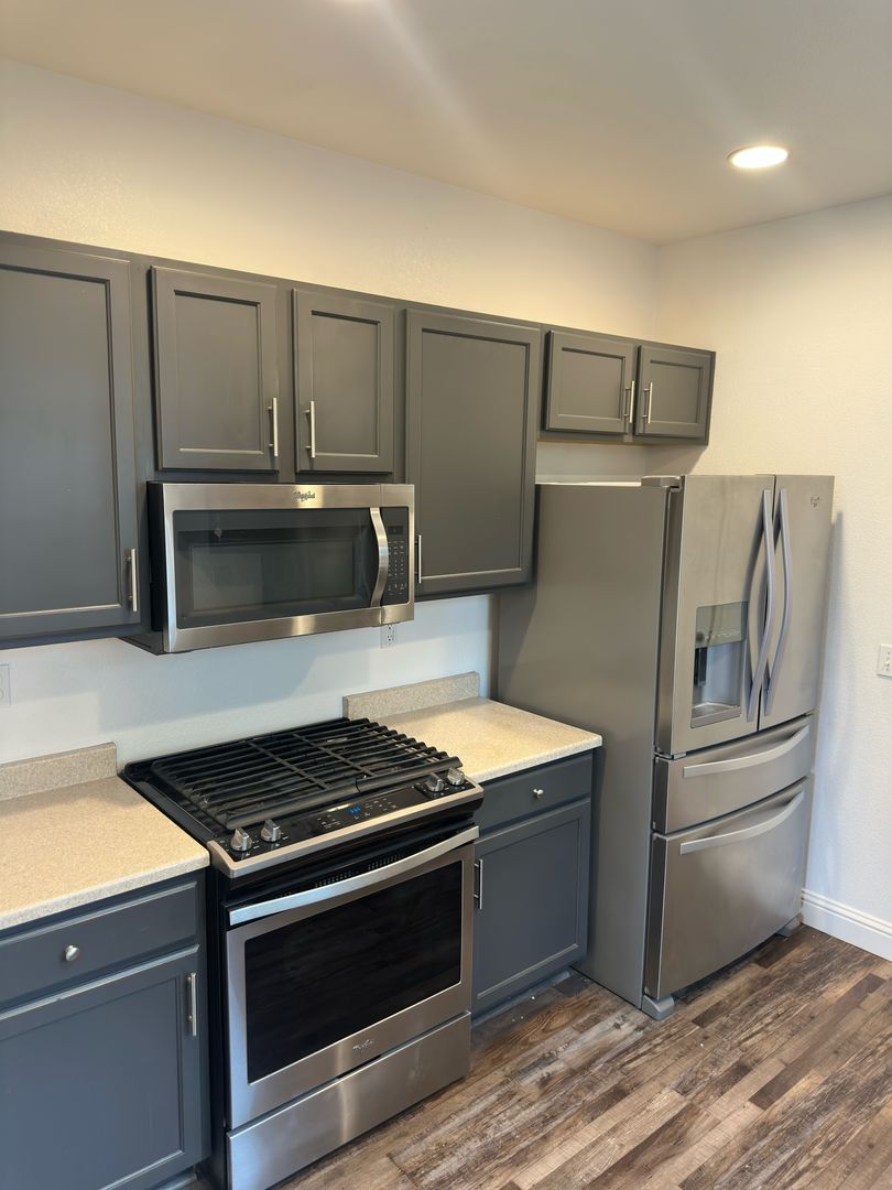 Santa Rosa House: 2641 Gobar Ln