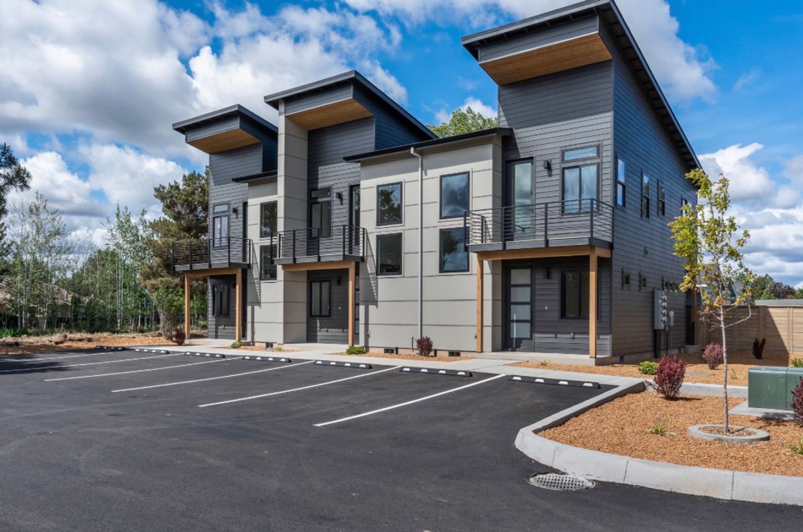 Redmond Condo: 2522 SW Yew Ave