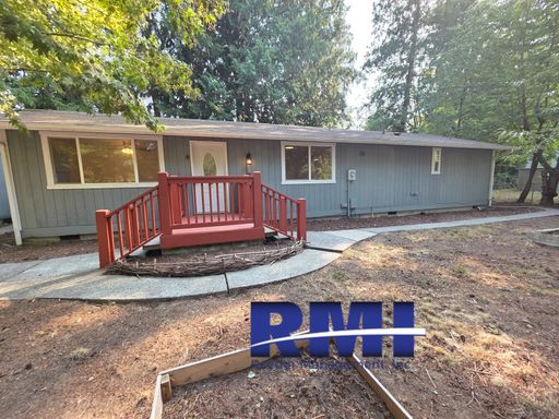 2 Bedroom Oasis with a Bonus!!!! – photo 1