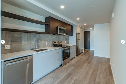 BAY VIEWS, NATURAL LIGHT, DOWNTOWN ONE BEDROOM! – photo 1
