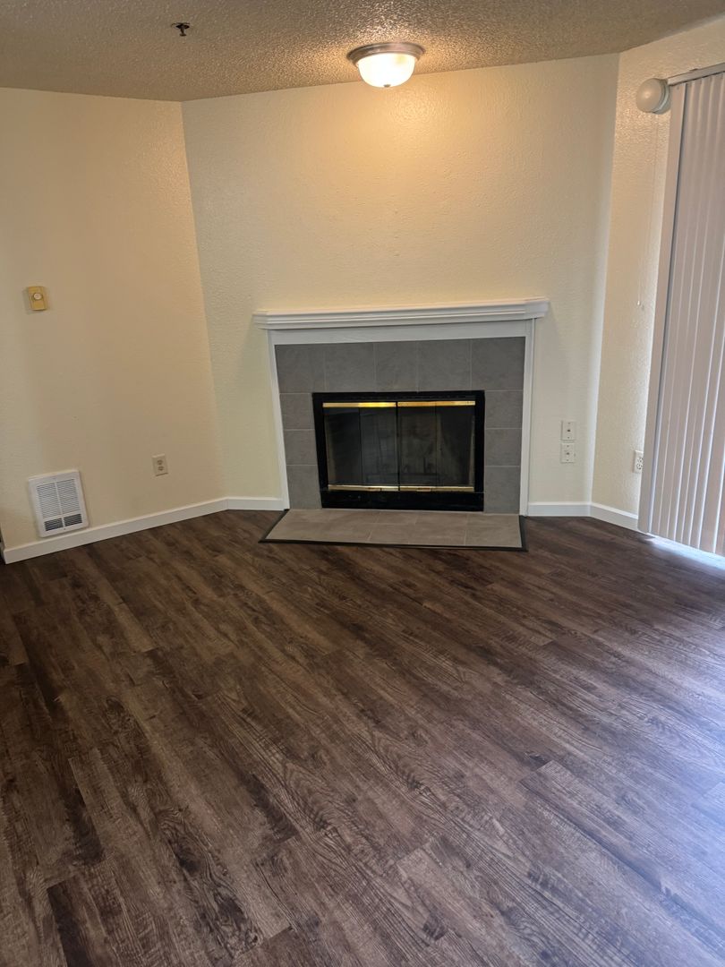 37th Street Apartments 2 of 3