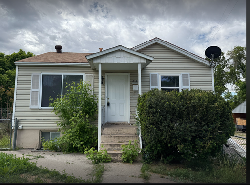 Welcome Home! We Covered Your First Month 1 Bed 1 Bath in the heart of Ogden – photo 1