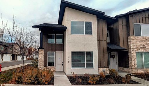 Townhome in Providence 3 bedroom 2.5 Bathroom home