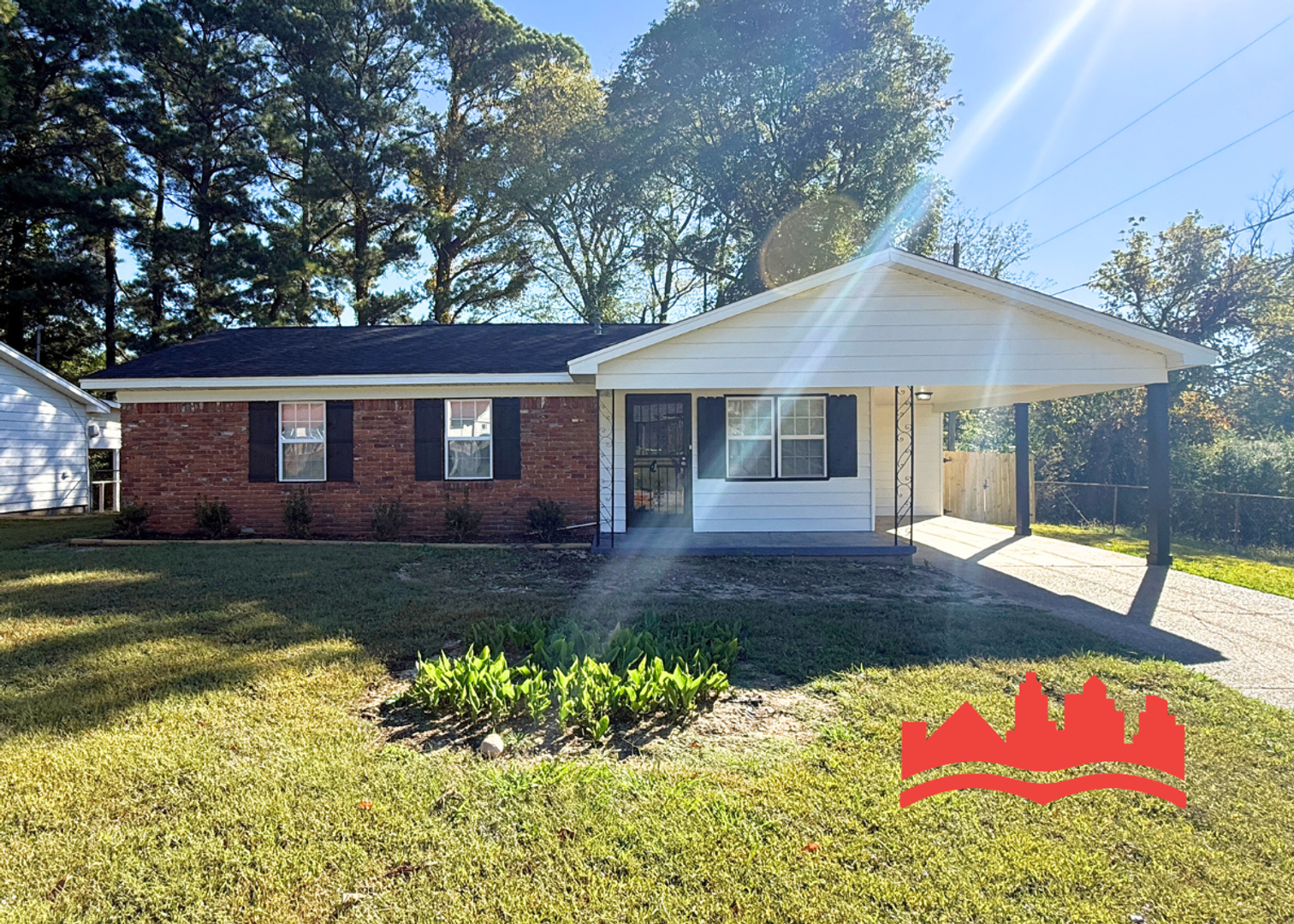 Memphis House: 3622 University St