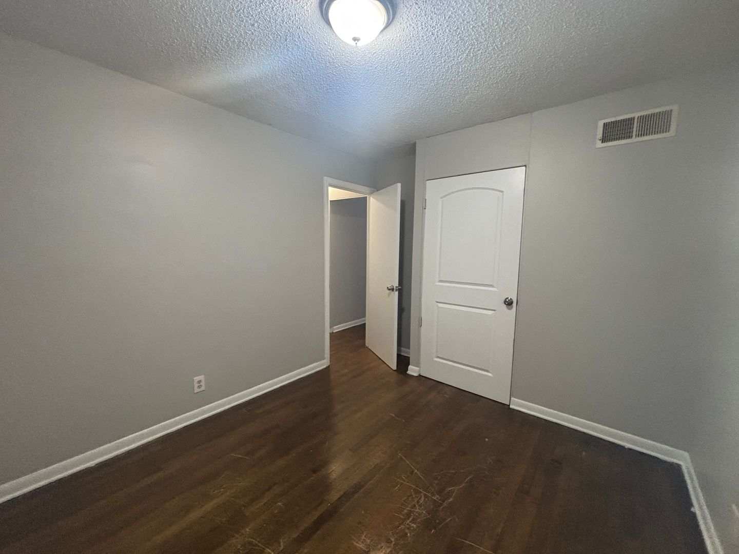 Memphis House: 3355 Justine St