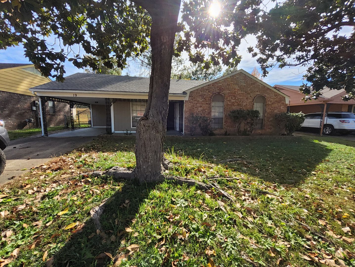 Memphis House: 19 Sullivan Dr