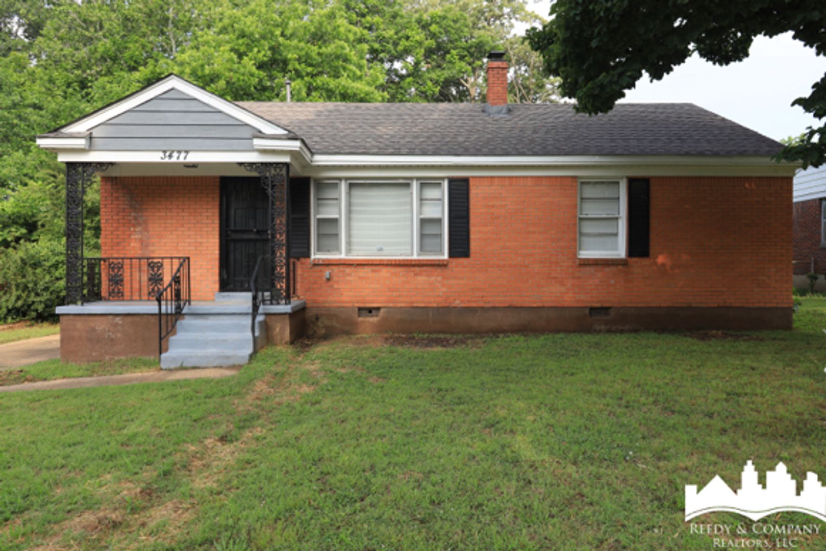 Memphis House: 3477 Kensett Dr