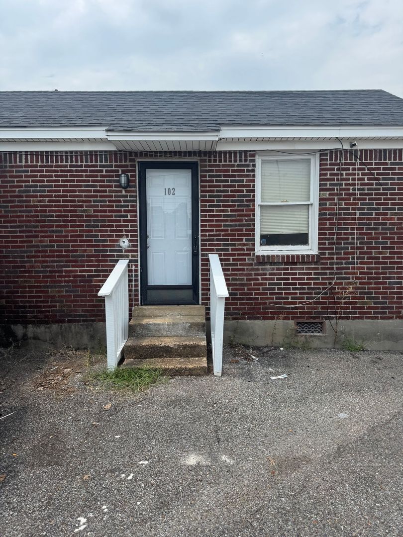 Memphis Apartment: 3476 Spottswood Ave