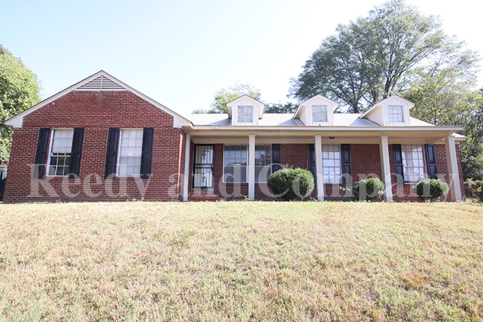 Memphis House: 2600 Clearpark Cv
