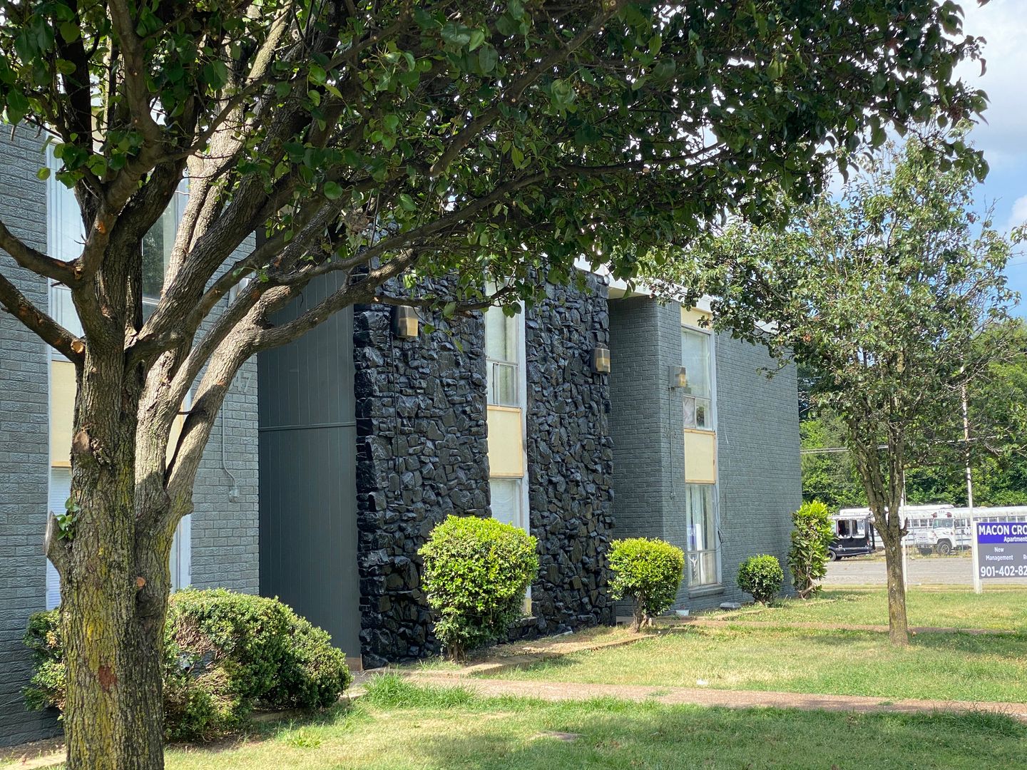 Memphis Apartment: 1092-3655 Homer/Macon